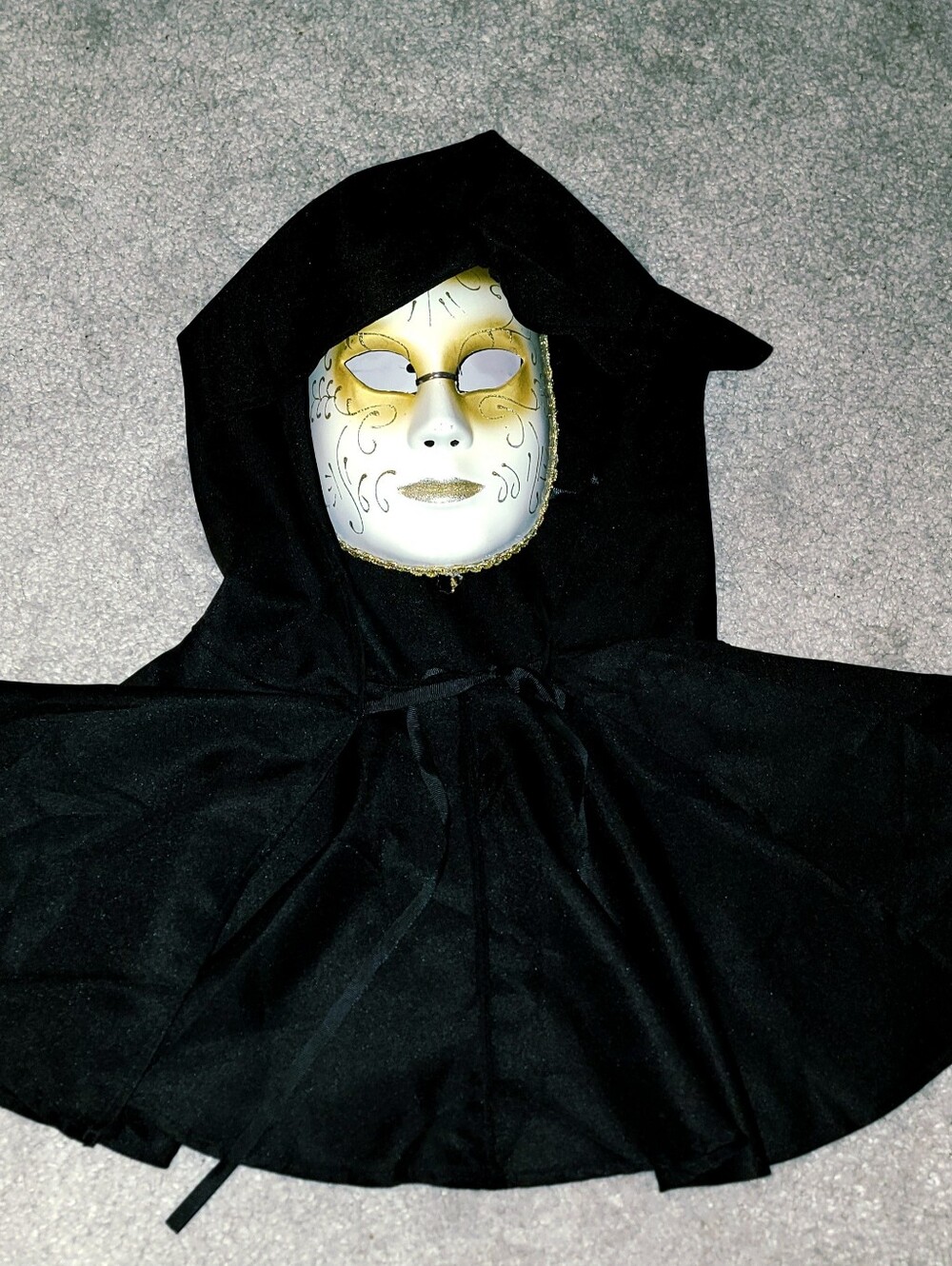 Fake Love BTS Costume Cosplay Mask And Hood